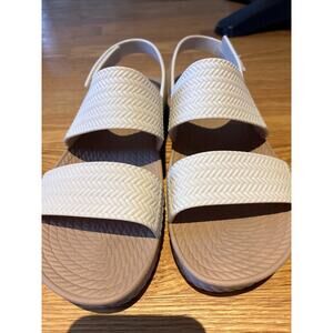 Reef Water Vista Sandals Women's US 9 Sand tan adjustable strap